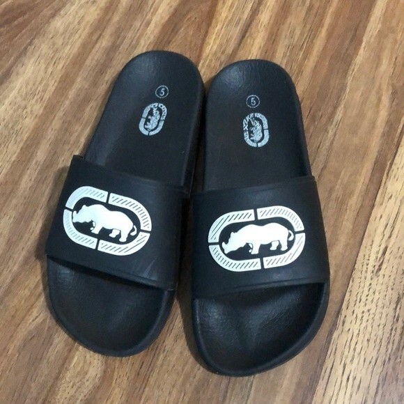 Ecko sandals size 5 - Picture 1 of 3